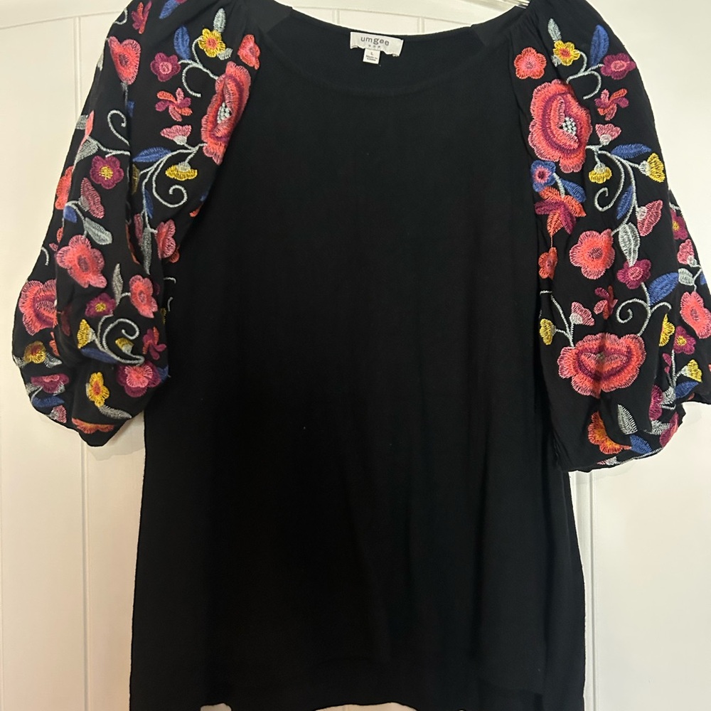 Umgee Black Blouse and pants with Colorful Floral Accents